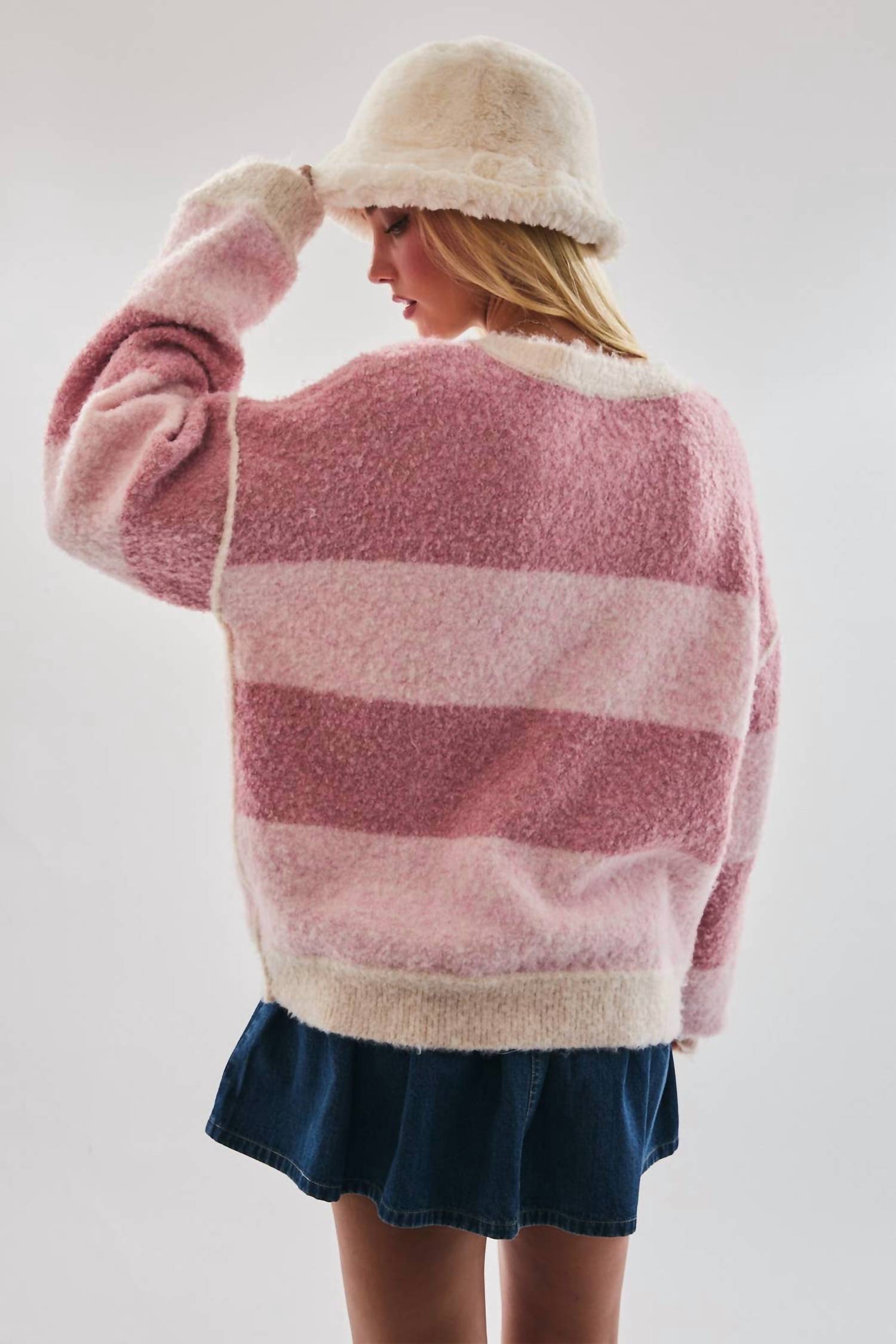 Le Lis - Long Sleeve Knit Henley Sweater Top