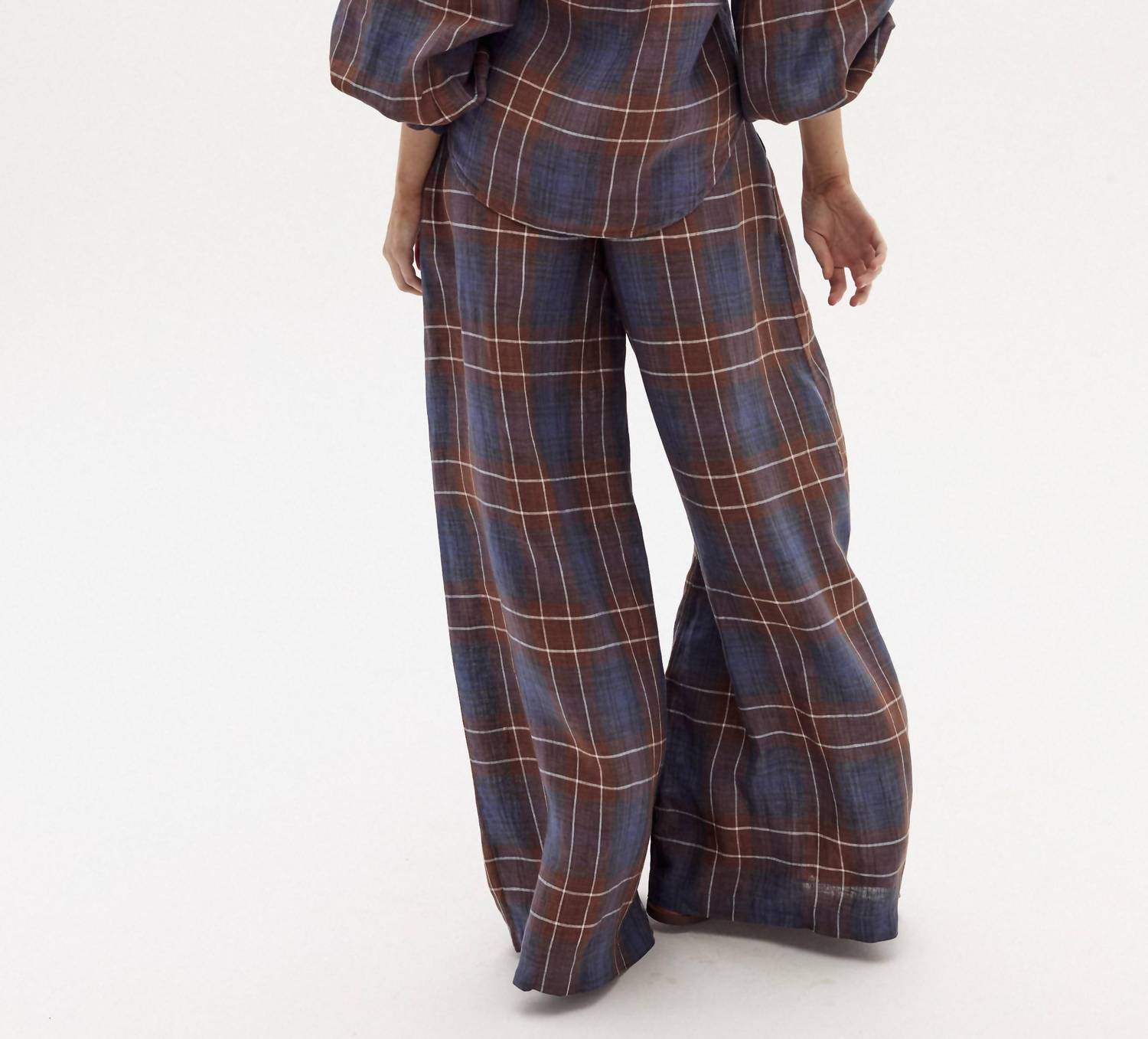 Lanhtropy - Camille Linen Shirt And Culotte Pants Set