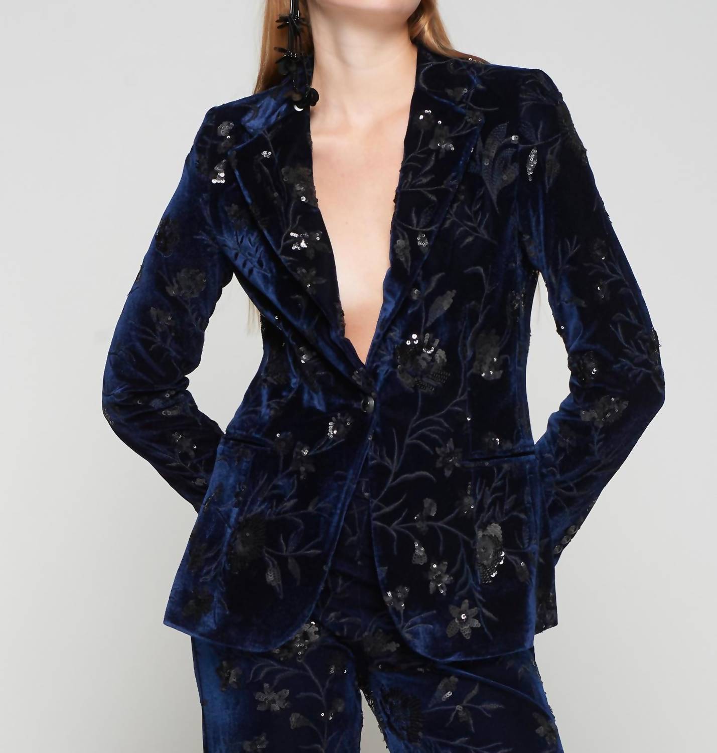 Vilagallo - Helen Flower Sequins Velvet Jacket