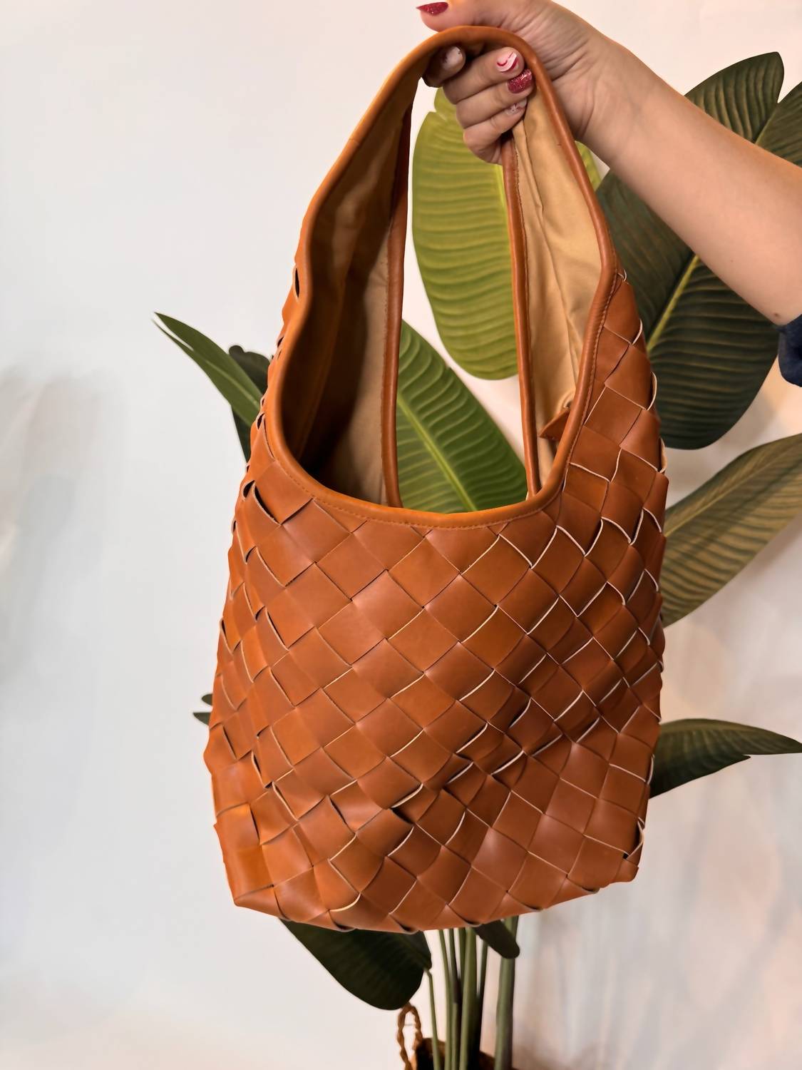Sole - Woven Leather Bag