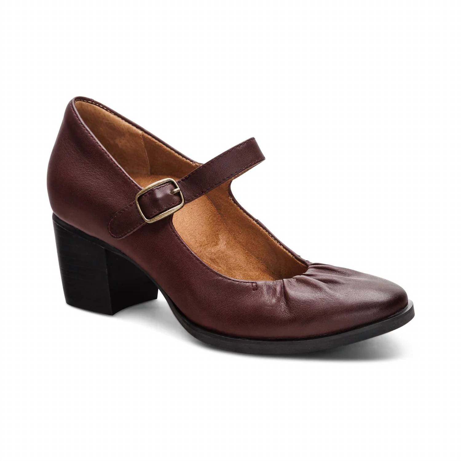 Aetrex Women's Sara Pump Heels in burgundy - women's heels