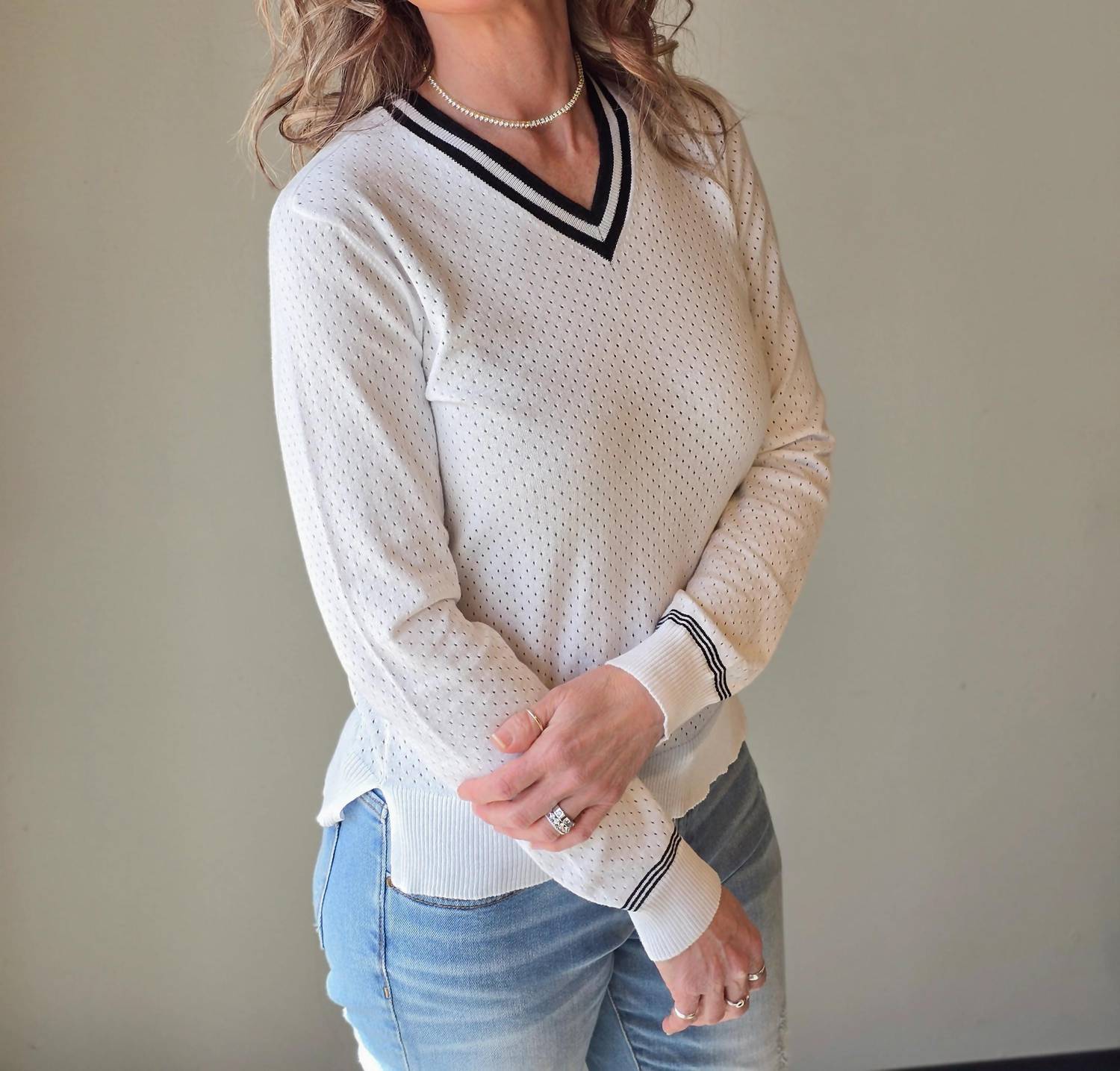 Pure Amici - Women's Perforated V-neck Sweater