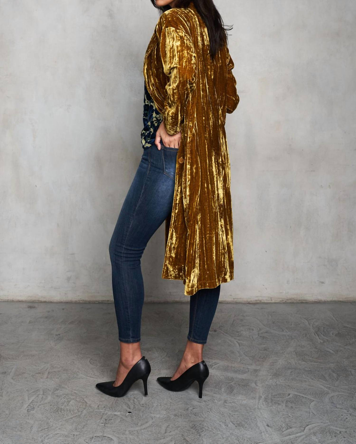 Paparazzi - Crushed Velvet Single Breaster Duster