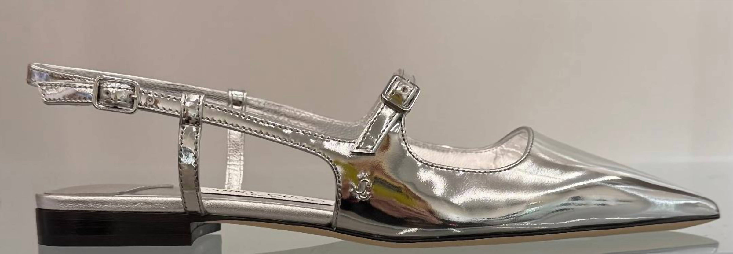 Jimmy Choo - Women's Didi Flat Slingback