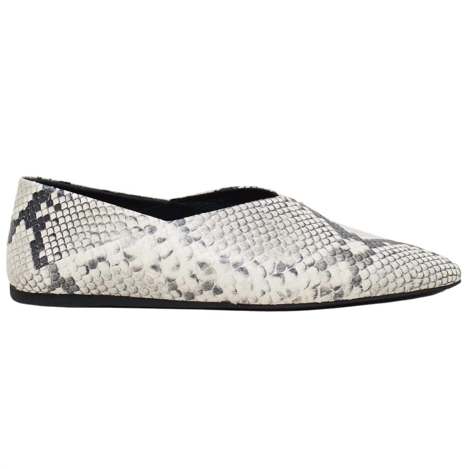 Closed - Women's Italian Goatskin Ballerina Flat