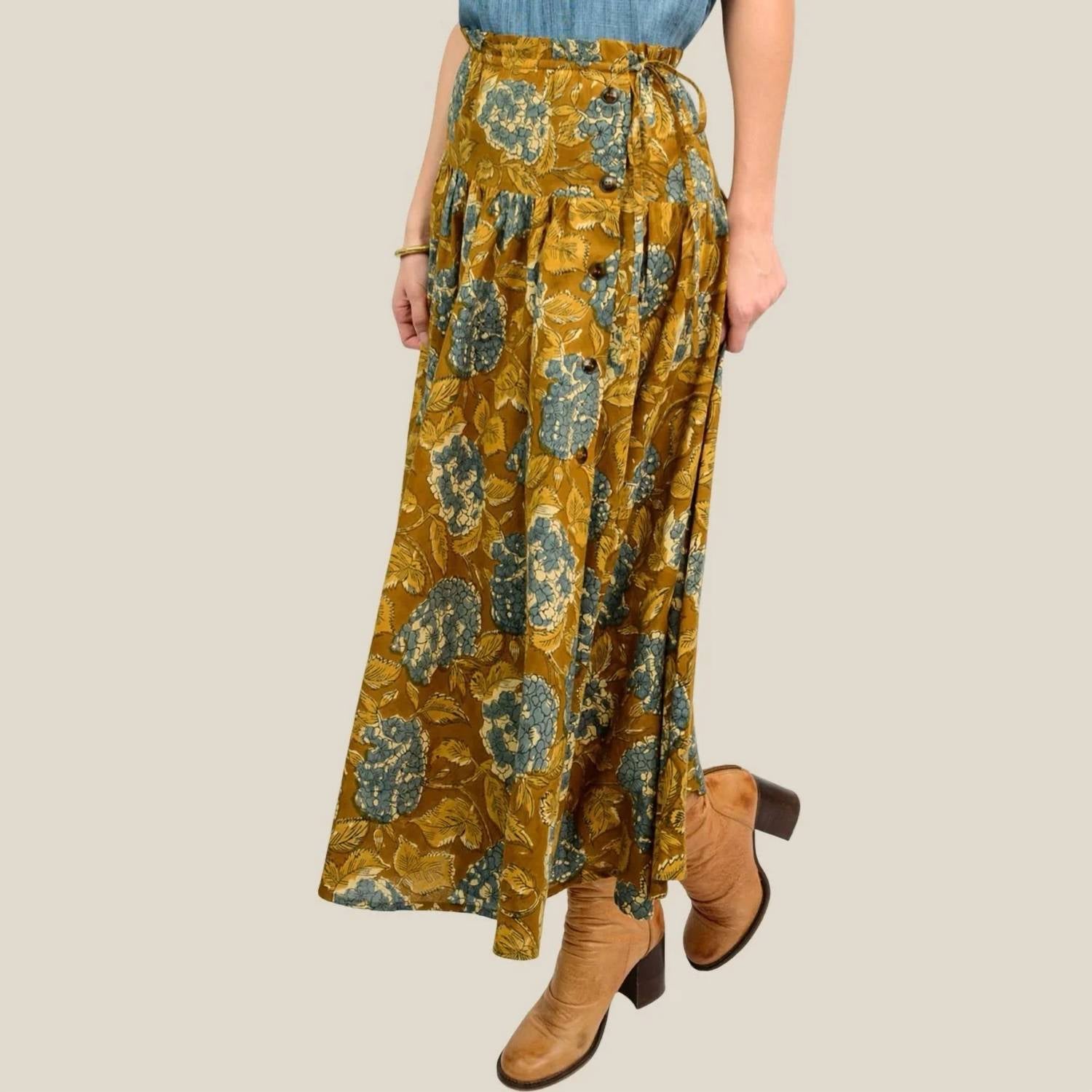 Ivy Jane - Honey Hydrangea Button Skirt