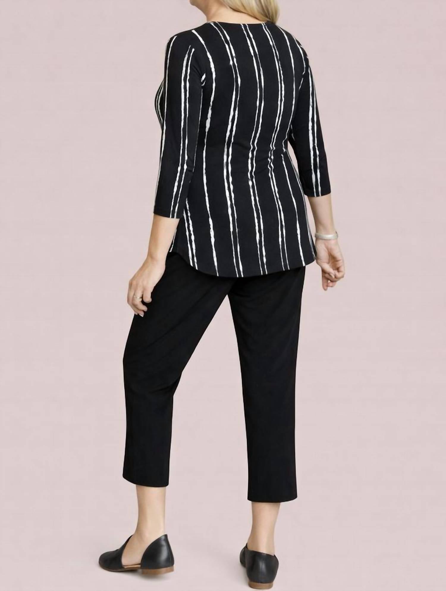 Sympli 3/4 Sleeve Go To Classic Print T Relax Top in cecily black - women's long sleeve top - alternate view