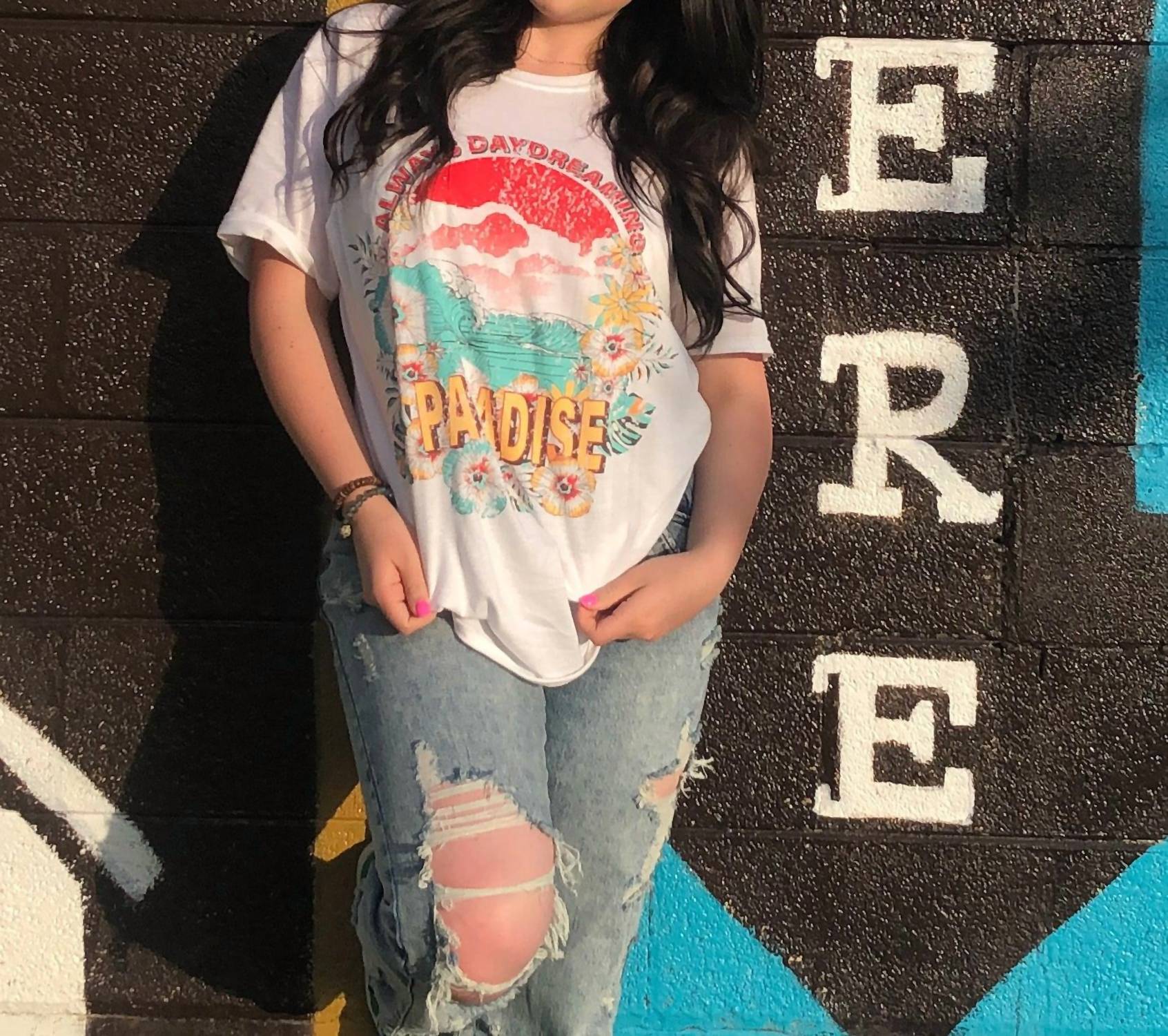 SWEET CLAIRE Paradise Tee in multi - women's t-shirt
