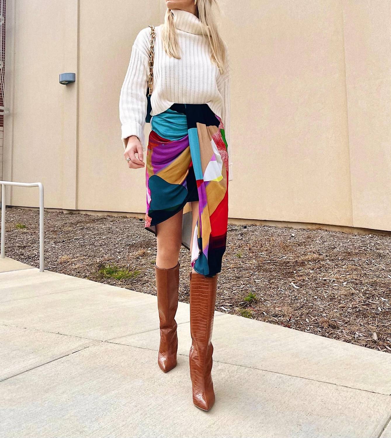 BODY-SCULPTING DRAPED JERSEY SKIRT