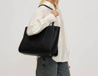 Urban Expressions - Women's Gabby Tote Bag