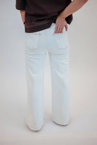 Alpha Apparel Alice Trouser Jeans in white - women's pants - detail view