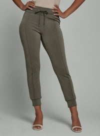 7Diamonds Rev Slim Fit Jogger in olive - women's pants