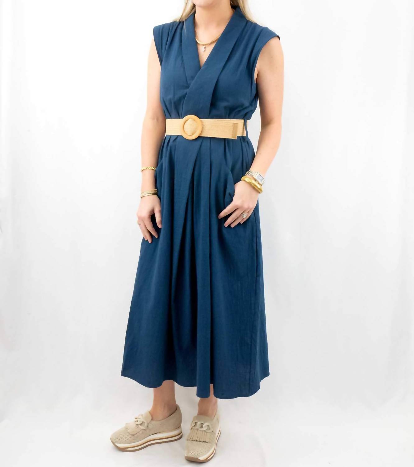 entro Linen Style Belted Midi Dress in navy - women's dress - detail view