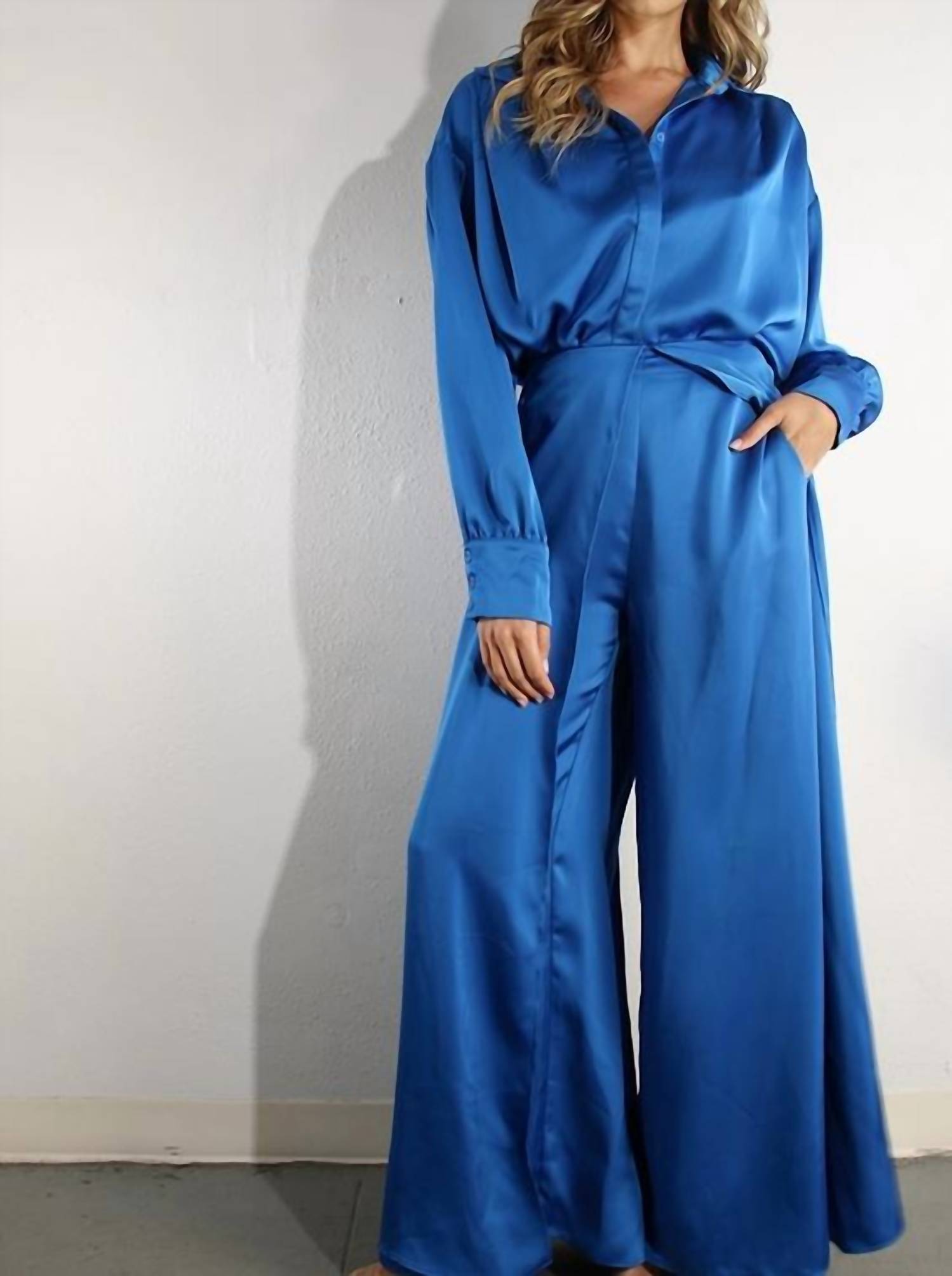 Mulla - Satin Long Sleeve Top