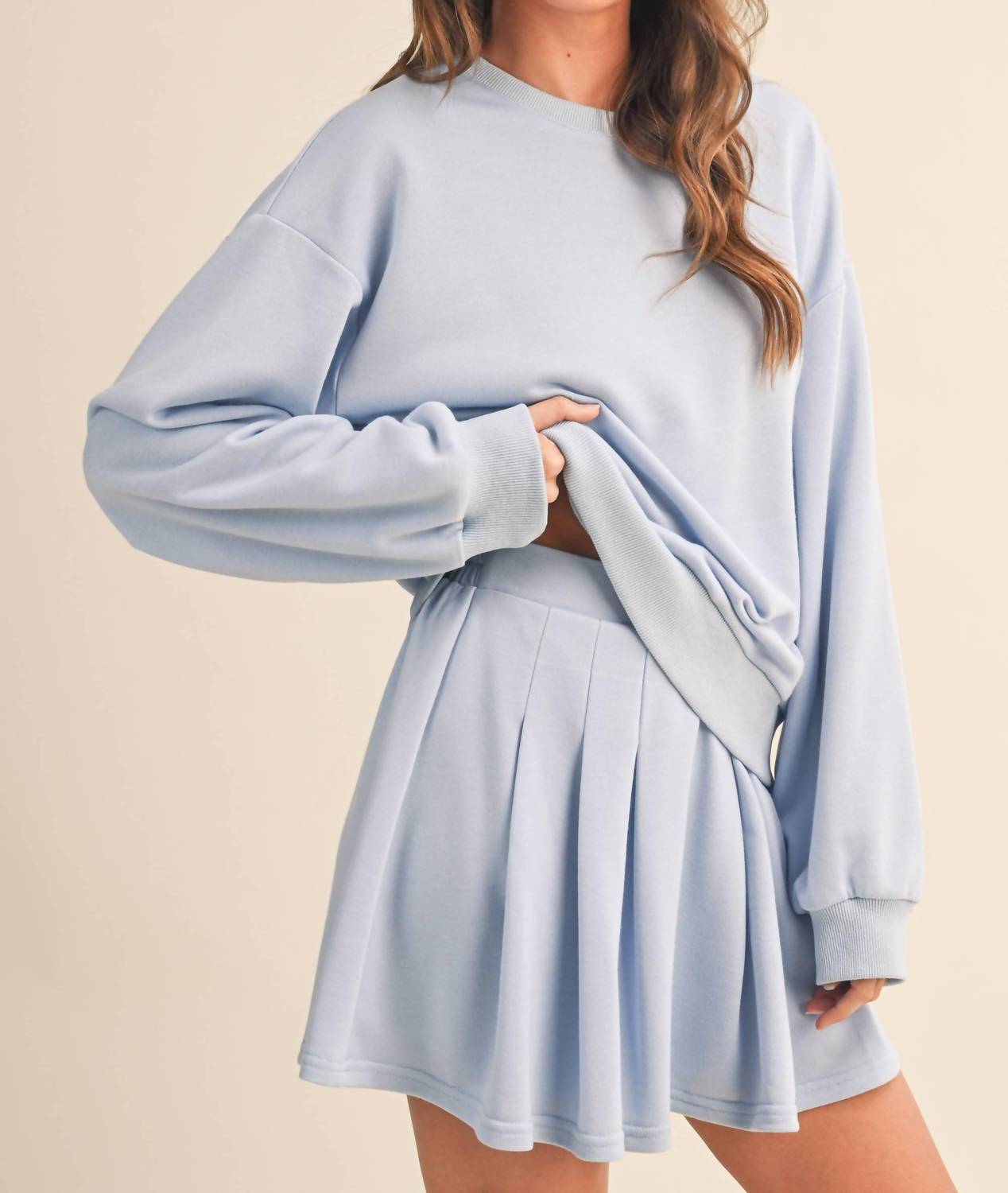 Klesis - Crewneck Sweatshirt & Pleated Skirt Set