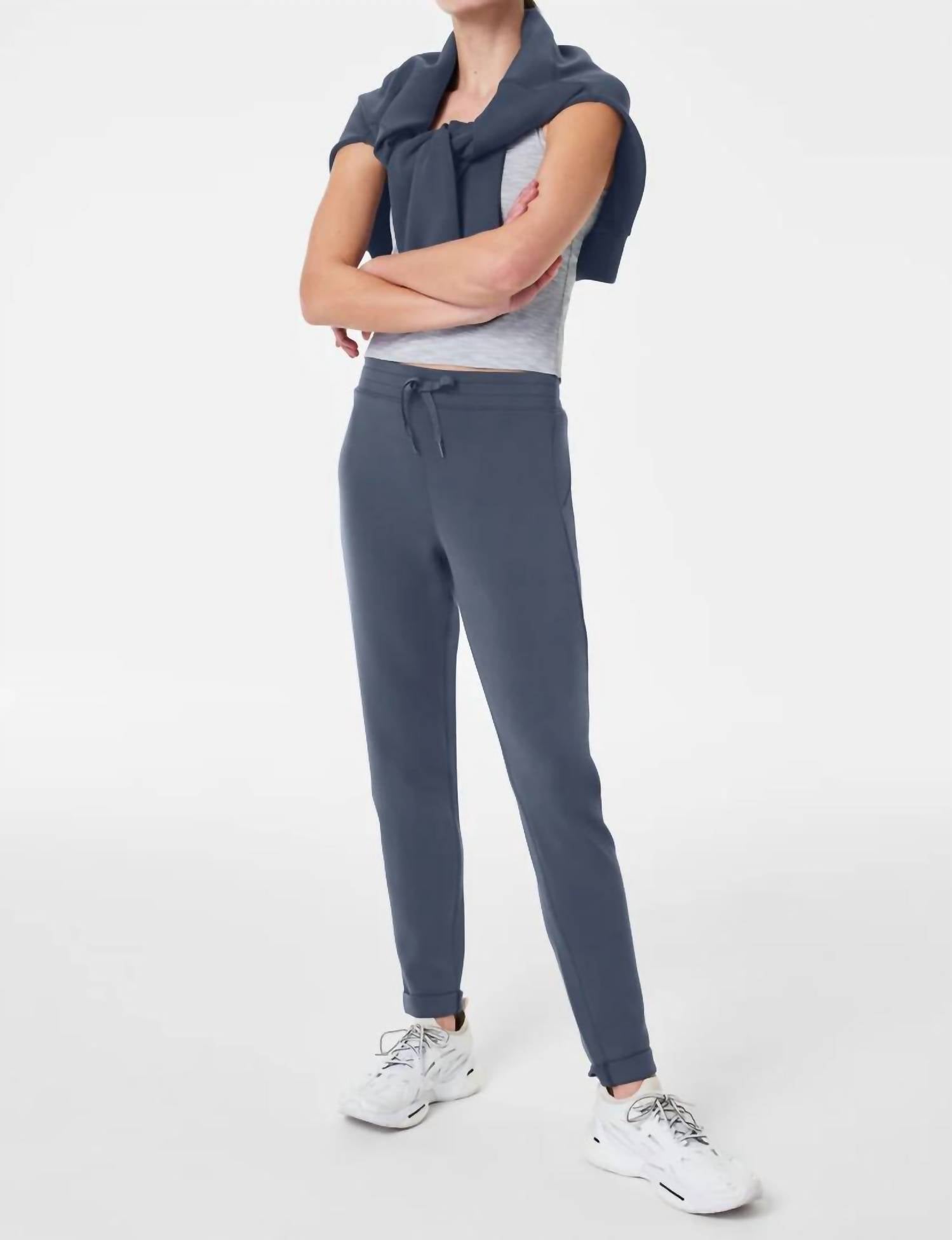 Spanx - Airessentials Tapered Pants