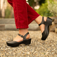 Dansko - Women's Sam Clogs