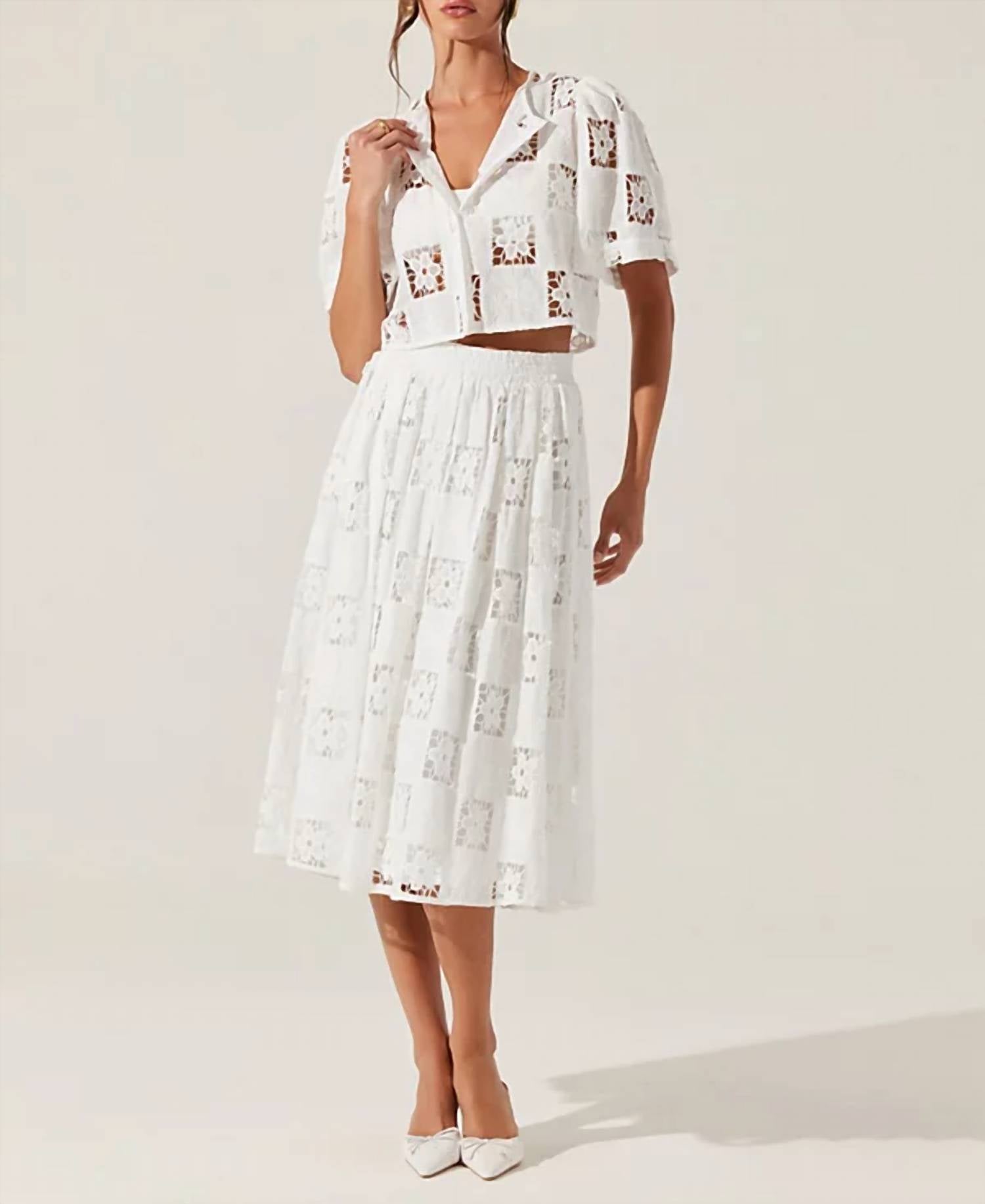 Astr - Andolina Crochet Lace Crop Top
