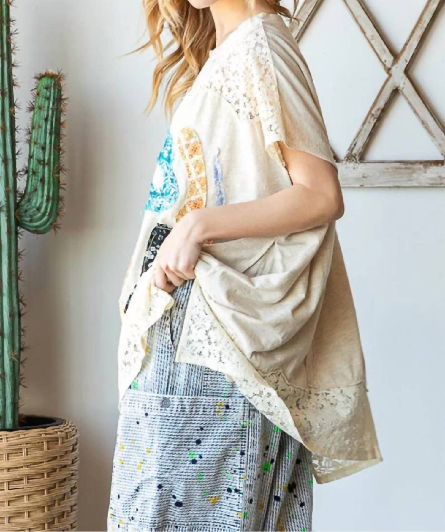 Oli & Hali - Flower Applique Top