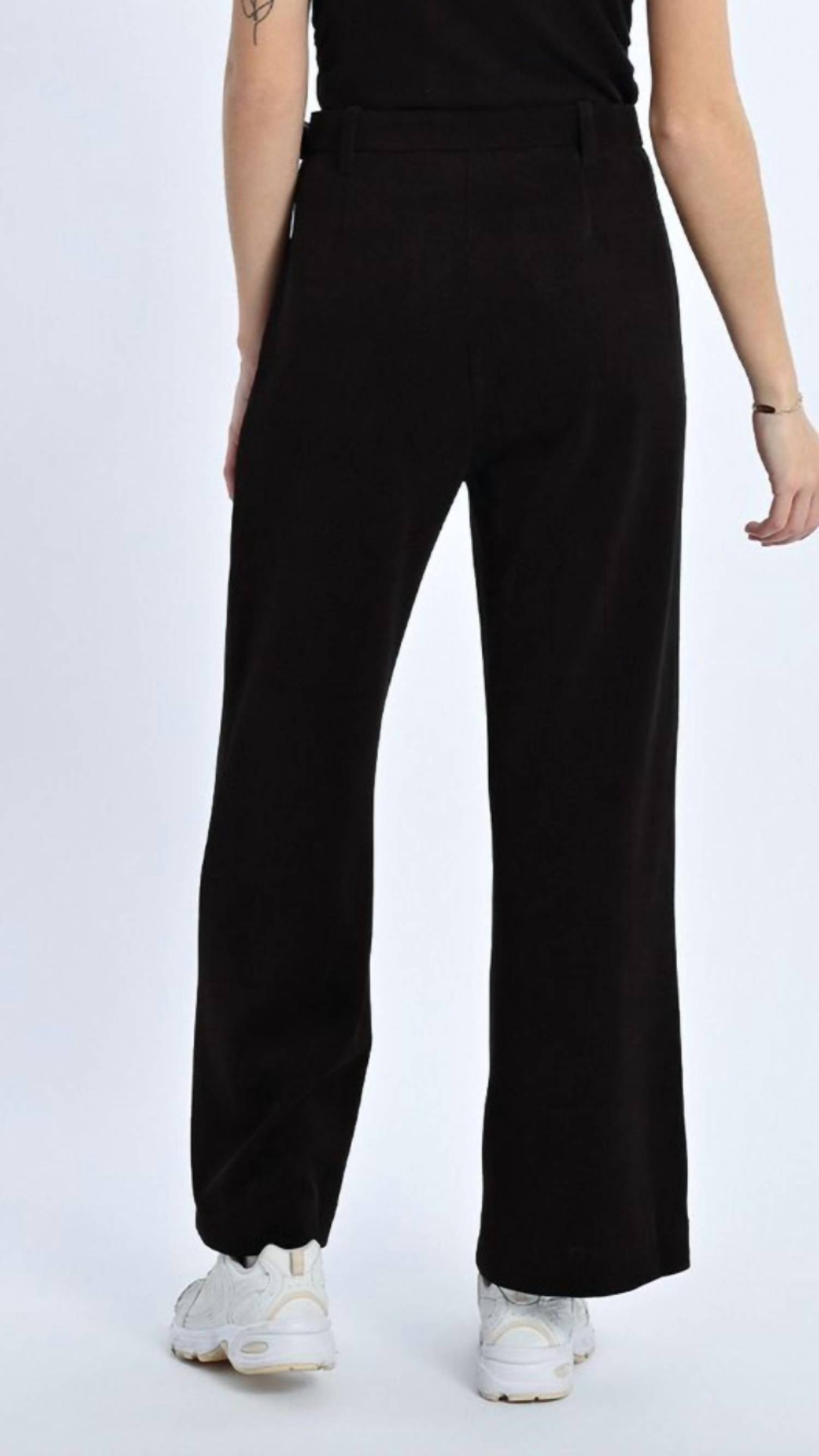 Lili Sidonio - Belted Wide Leg Pants