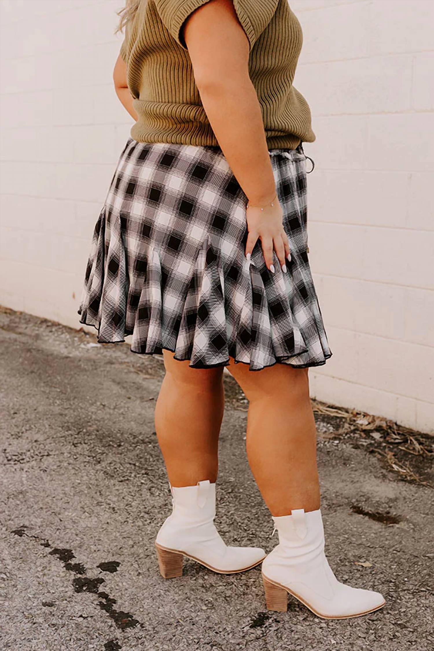 Entro - Small Town Holiday Skirt - Plus
