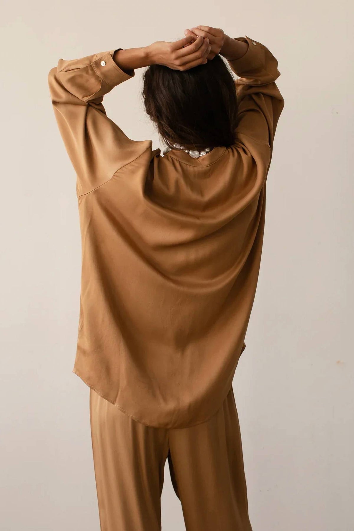 Donni. - Satiny Mandarin Shirt