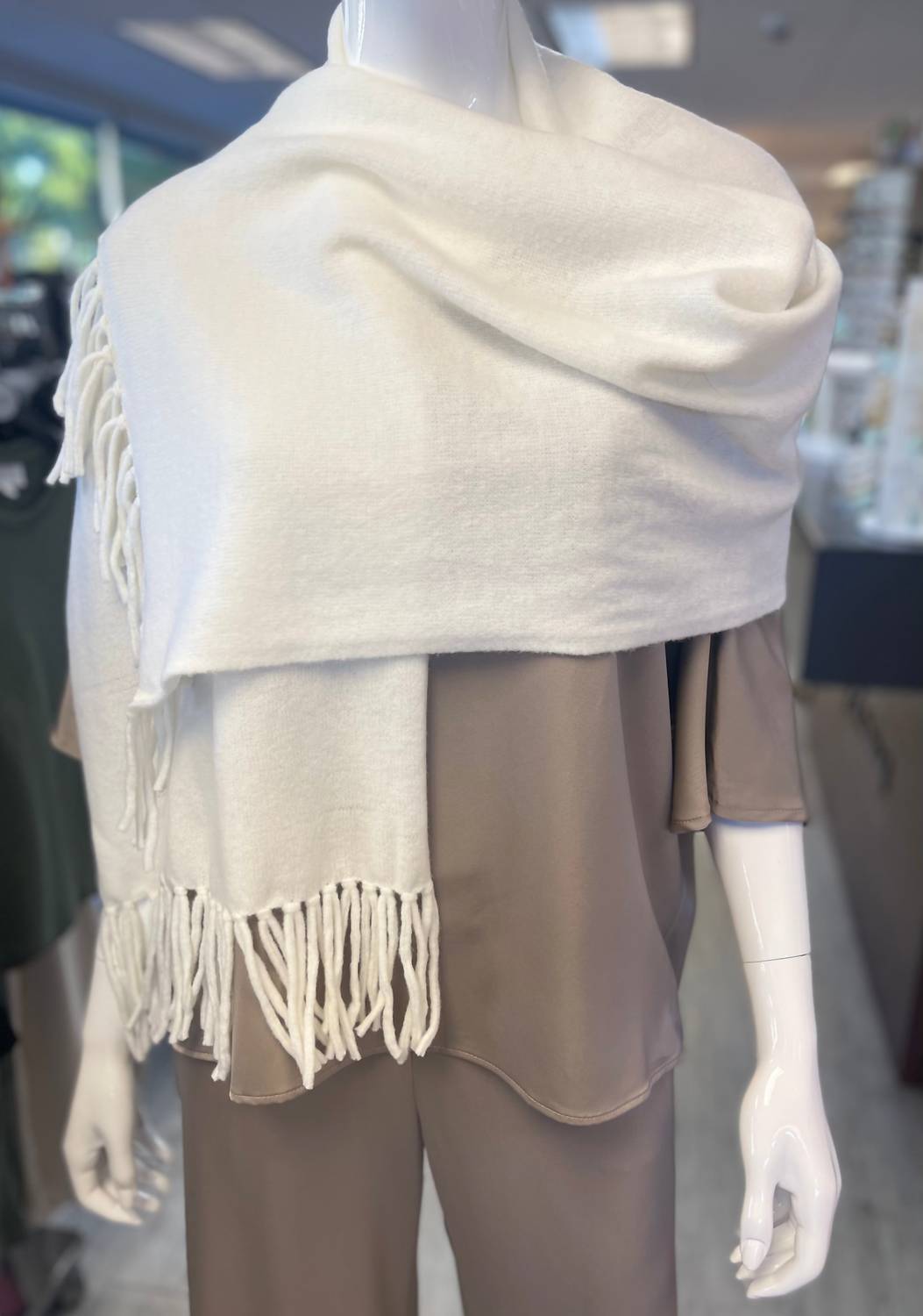 Bobi - Women's Fringe Luxurious Scarf