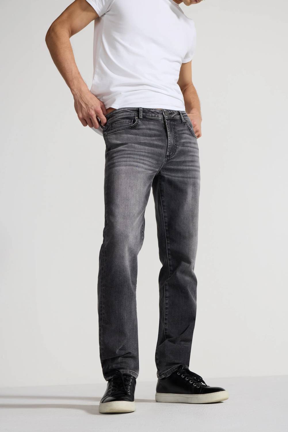 Monfrere - Brando Straight Leg Jeans