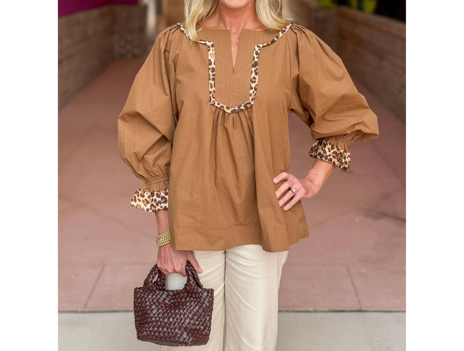 Umgee - Amanda Leopard Trim V-neck Top