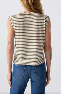 Amo - Sleeveless Love Tee