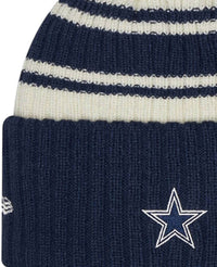 New Era - Men's Dallas Cowboys 2022 Sideline Sport Knit Beanie