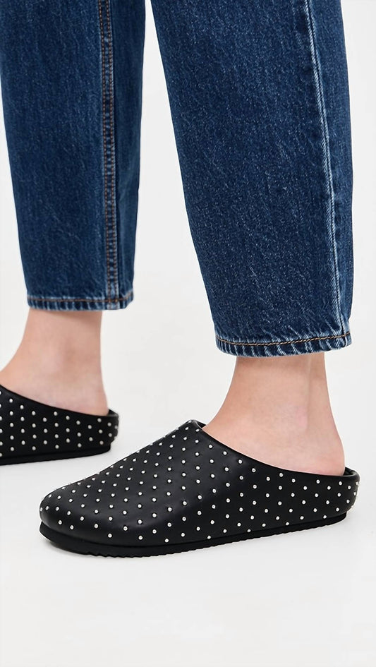 Roam - Women's Studdy Clogs