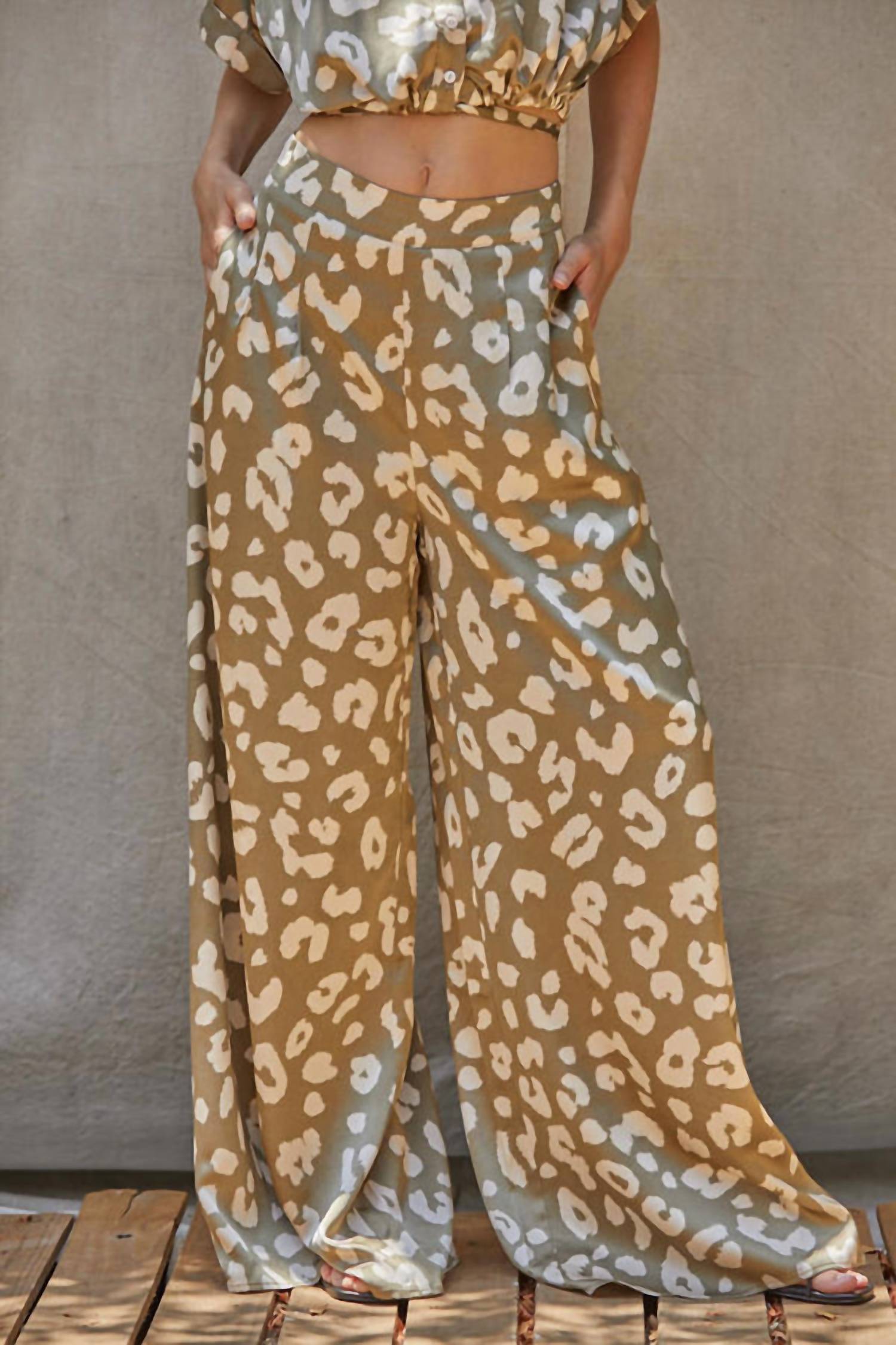 By Together Cynthia Set in beige - women's sleepwear - view 4