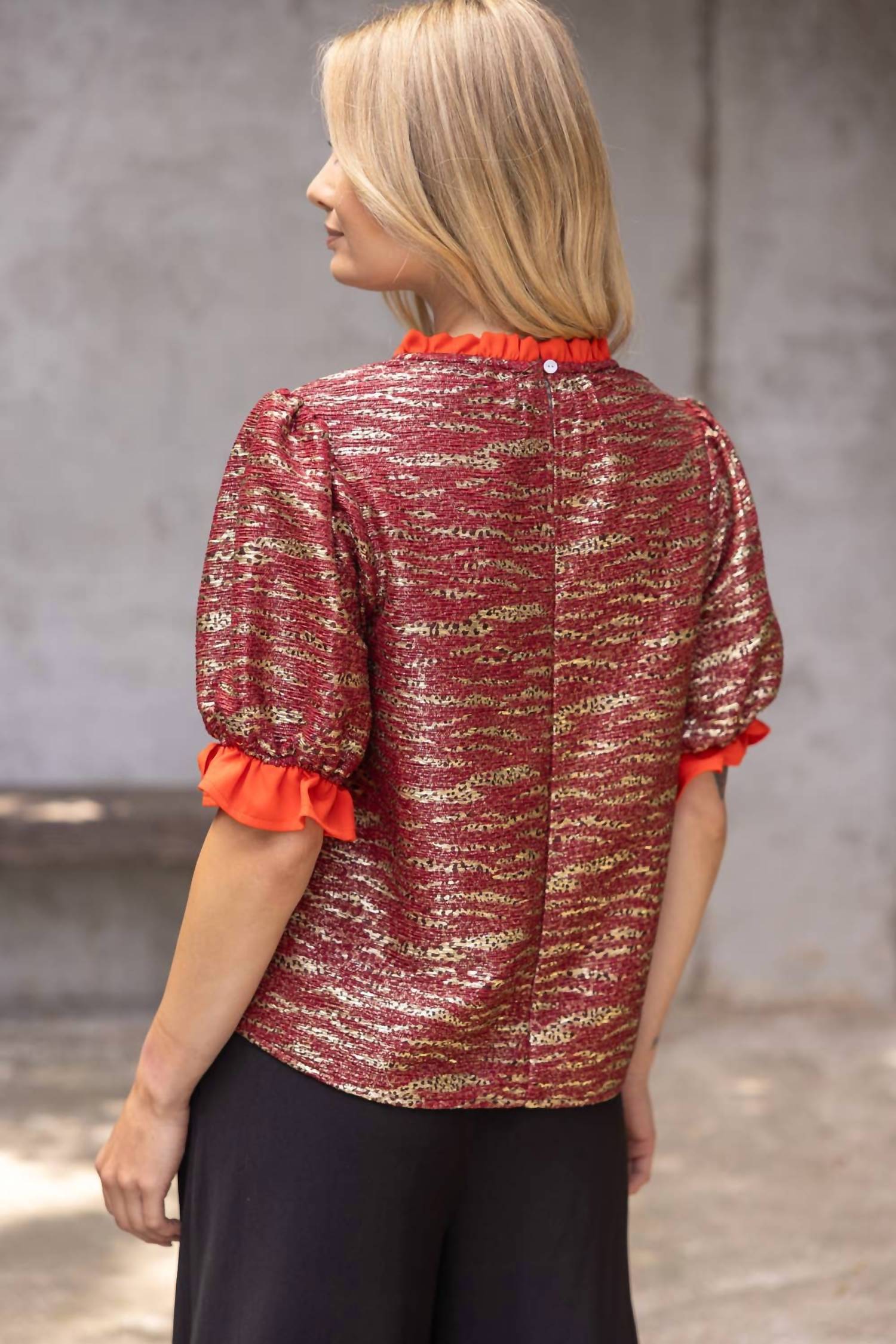 Voy - Ruffle Detail Metallic Animal Print Textured Top