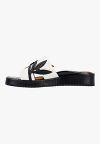 L'Amour Des Pieds - Women's Aldara Sandals