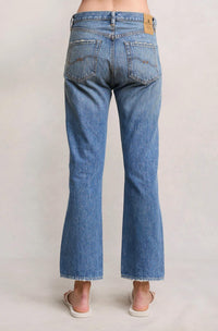 DENIMIST Jaclyn Slim Kick Jean in rehan blue - women's jeans - detail view