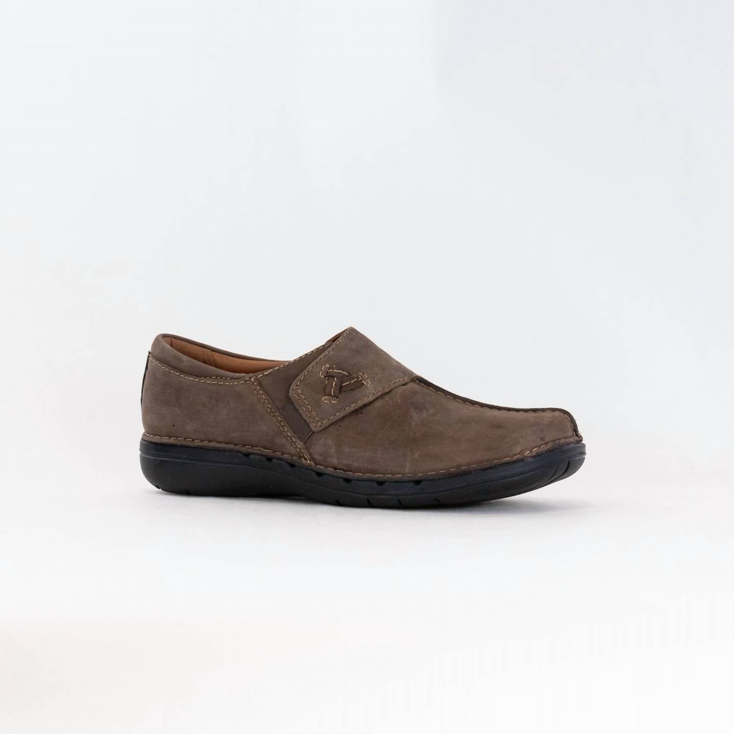 Clarks - Women's Un Loop Ave Slip On Leather Shoes