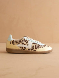 Oasis Society - Women's Kyla Classic Low Top Sneakers