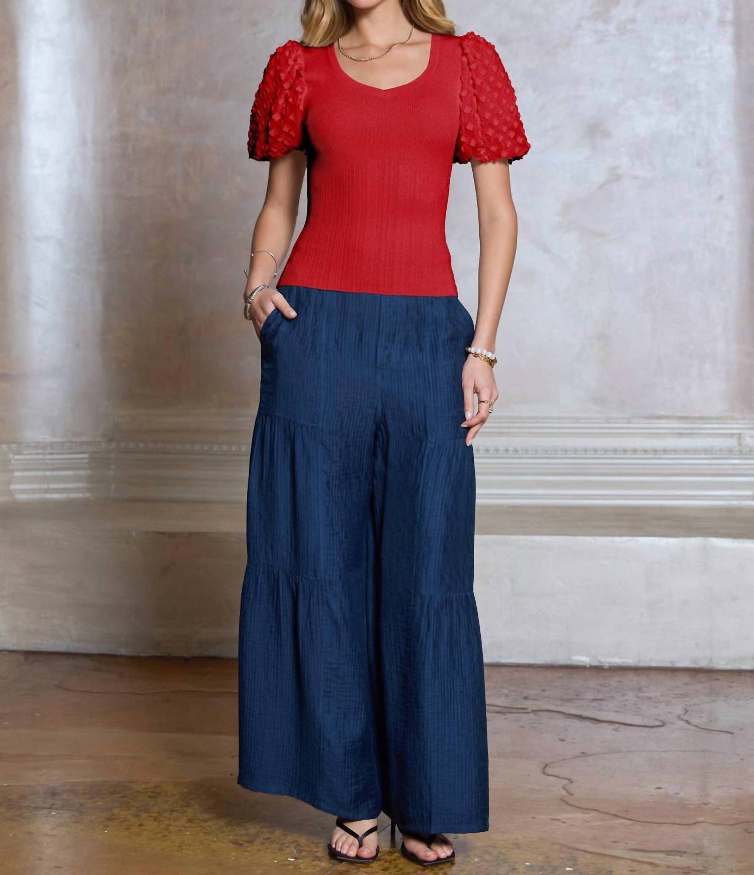Current Air - 3d Floral Short Sleeve Knit Top