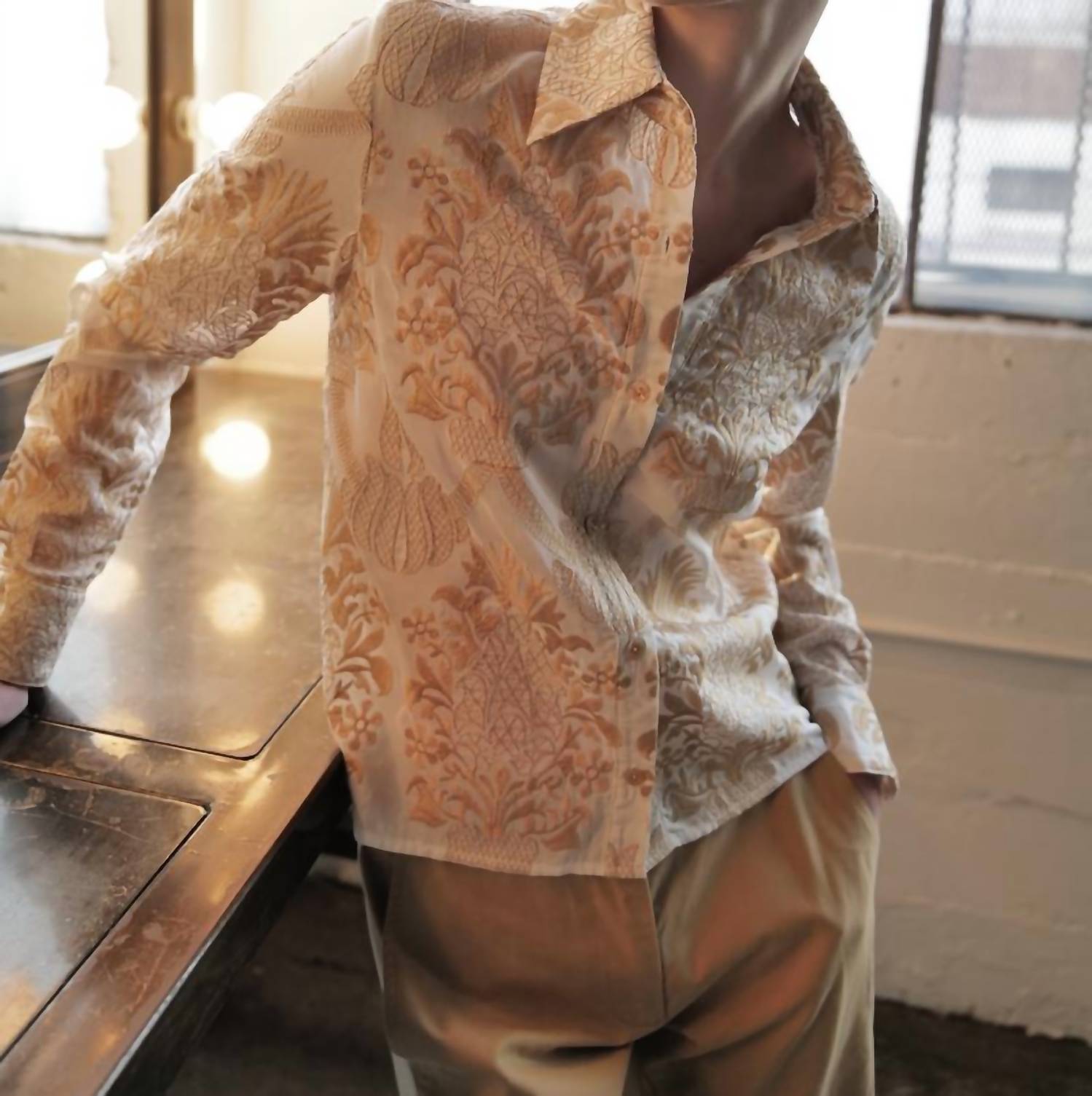 Le Superbe - sand castle boyfriend shirt