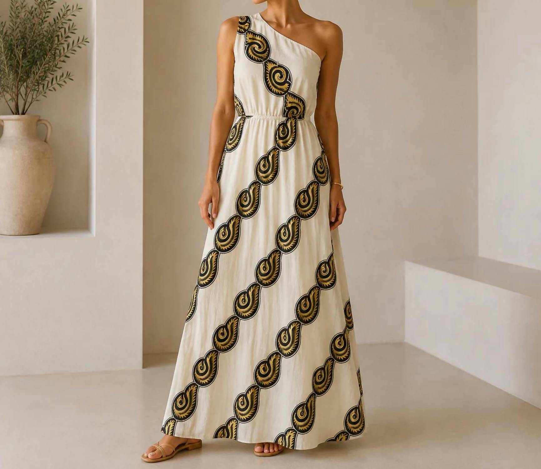 Mystery Resort - Zeus One Shoulder Maxi Dress