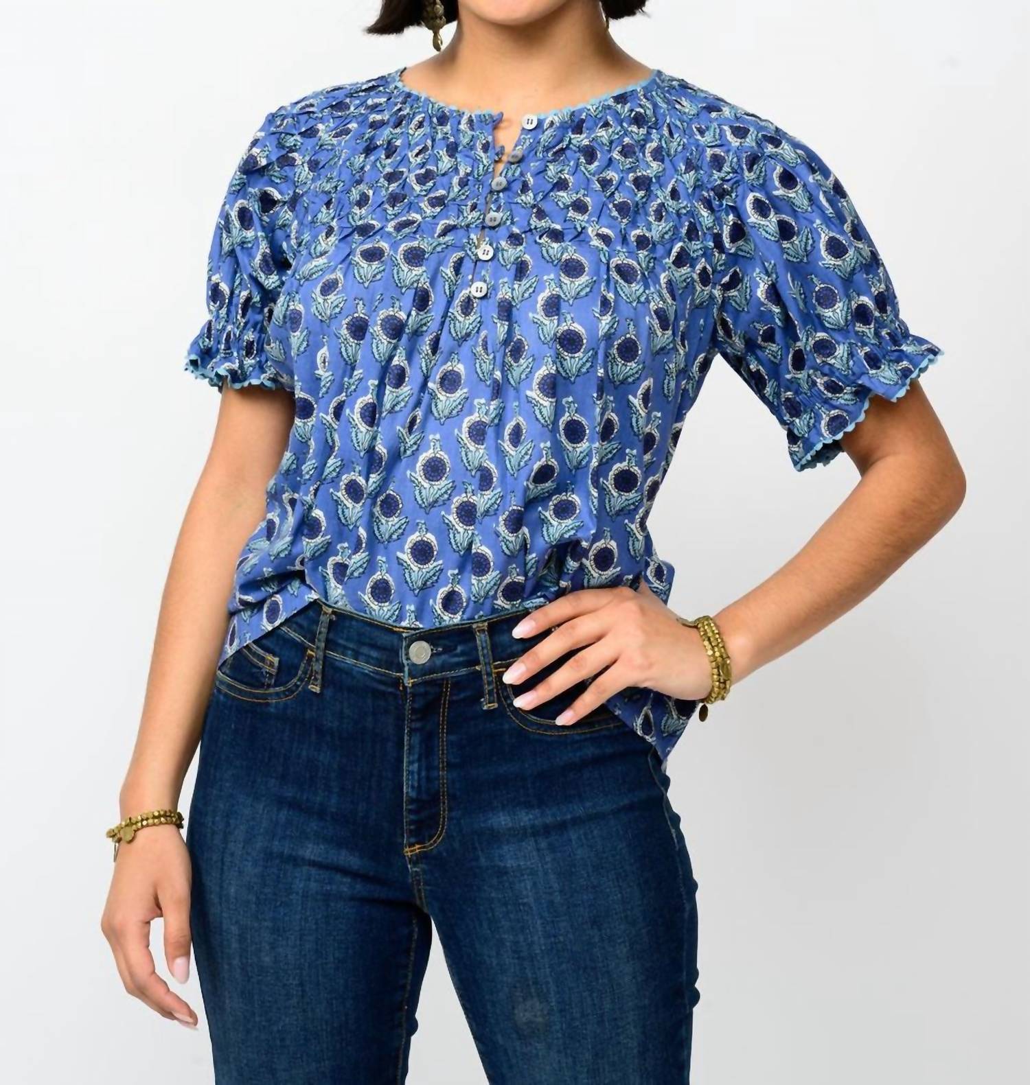 Ivy Jane - Smocked Neck Top