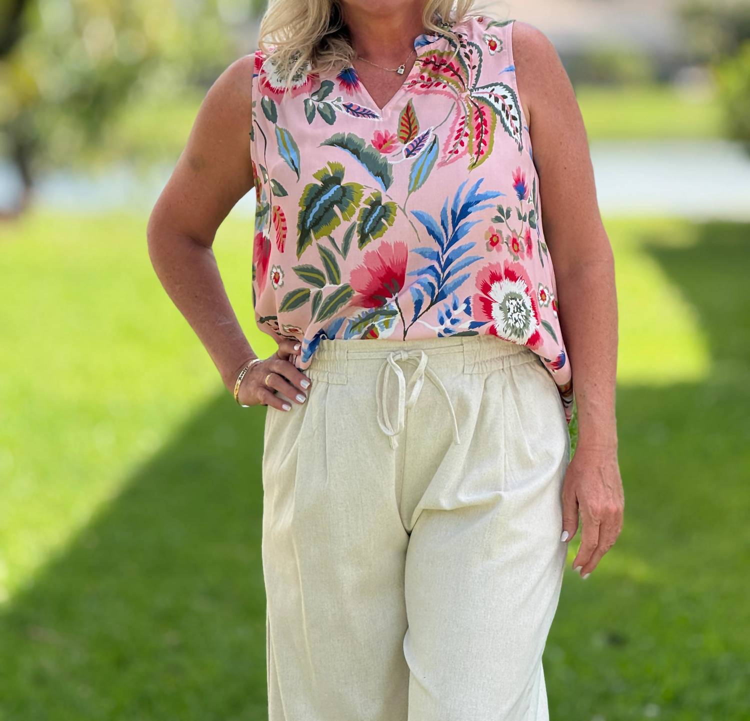 Charlie B - Printed Sleeveless Ruffle Neck Top