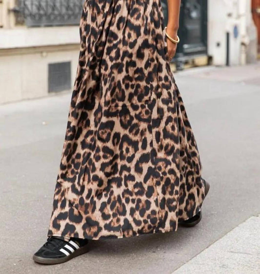 Hiddenbrand - Laura Pleated Large Hem Pocket Skirt