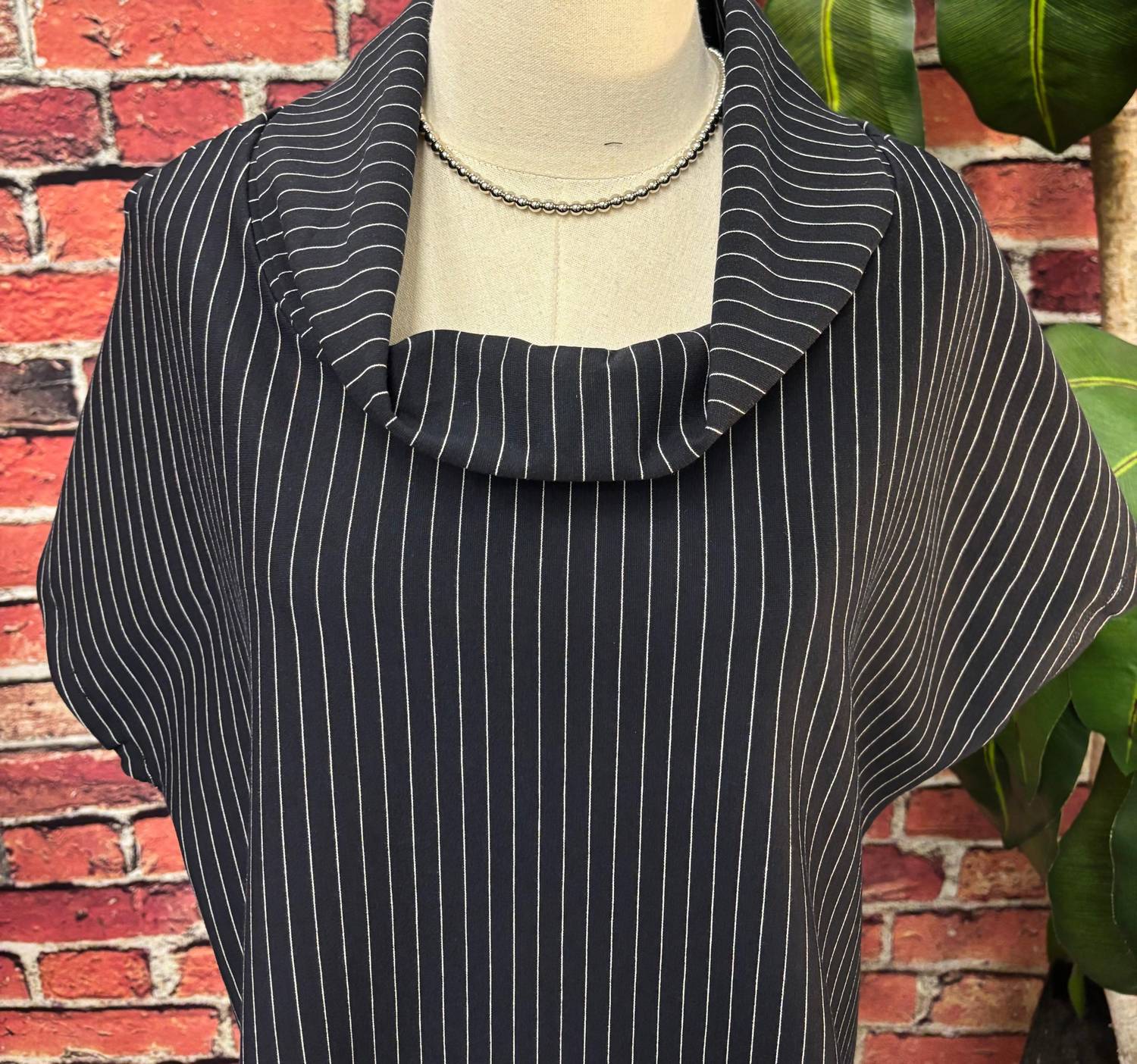 Isle Women's City Chic Pinstripe Set in black - women's sleepwear - alternate view