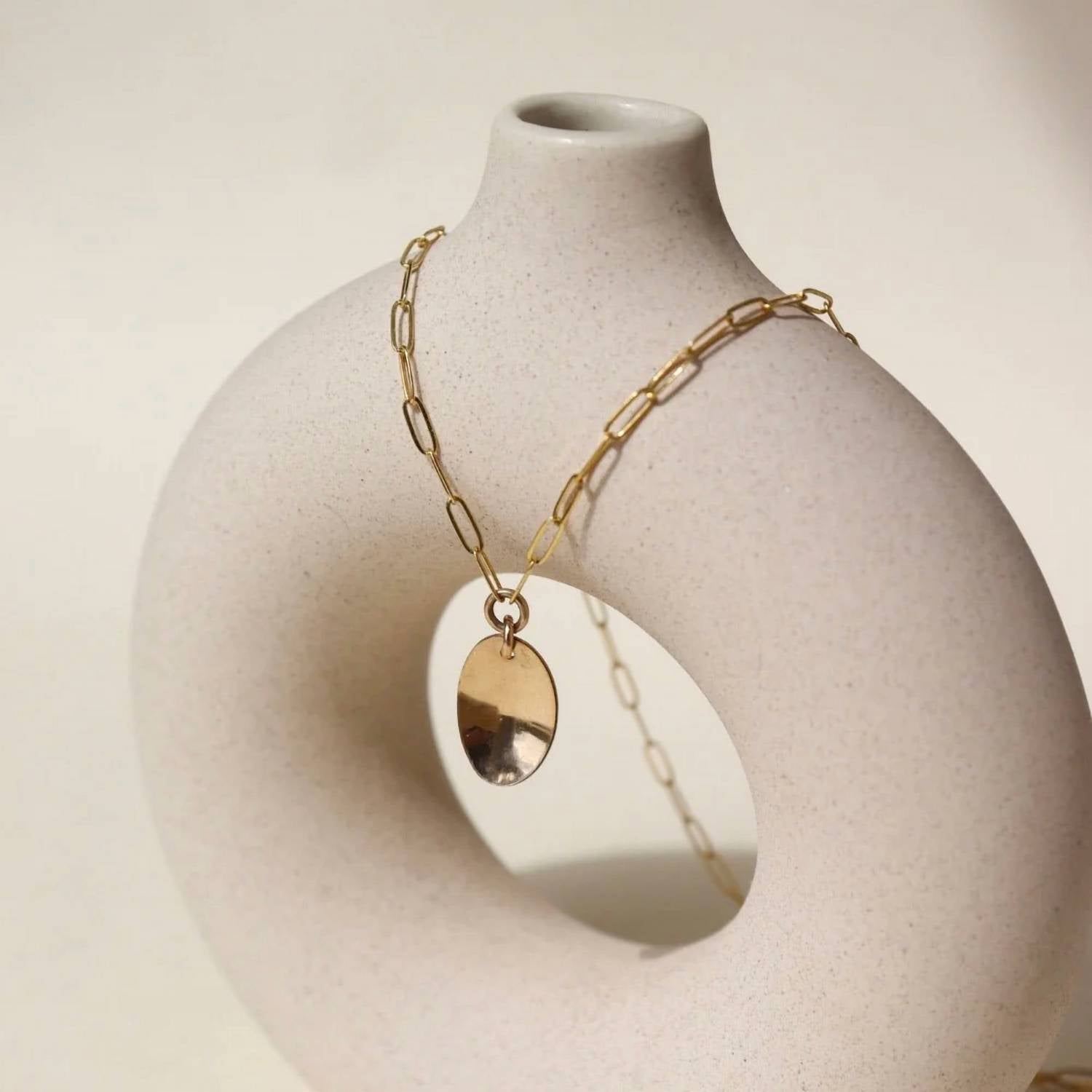 Token Jewelry - Women's Dapped Oval Necklace