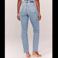 Abercrombie & Fitch - Ultra High Rise 90s Straight Jean