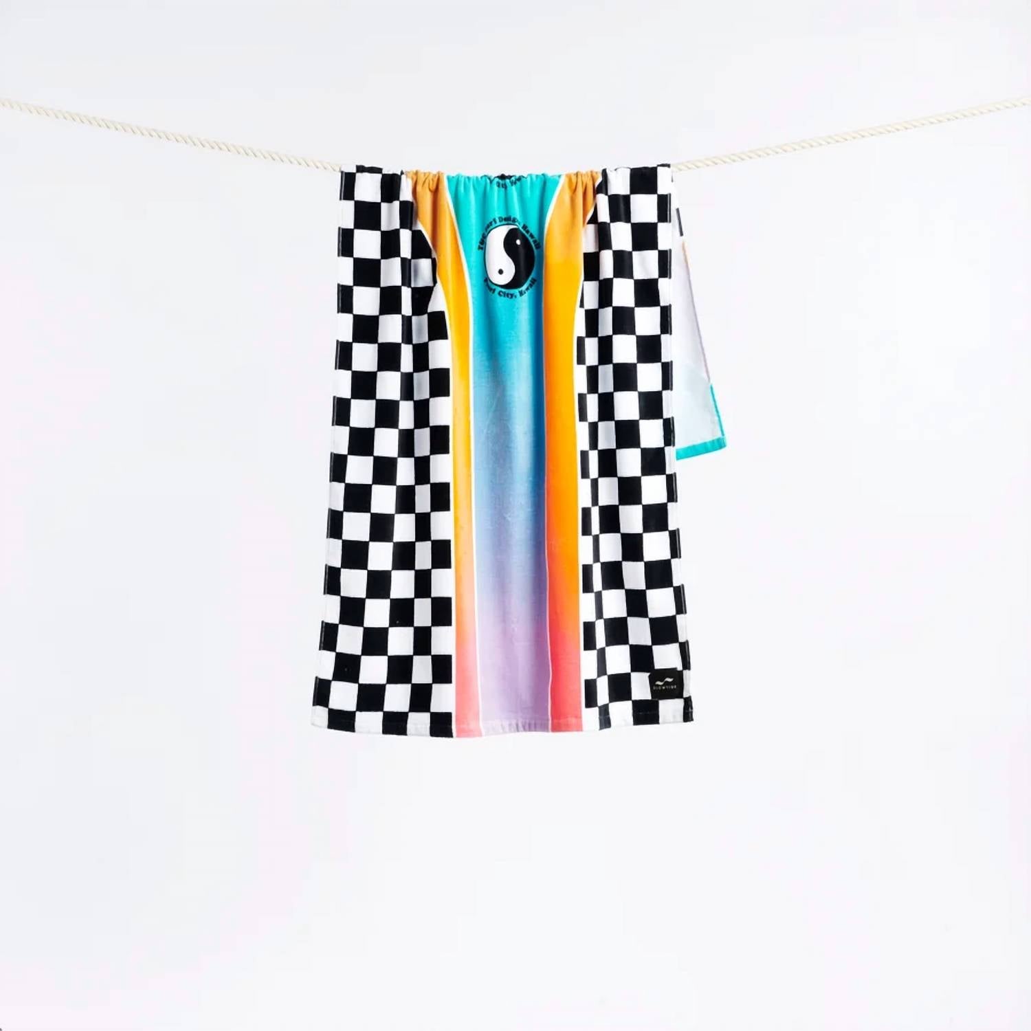 Slowtide - Town And Country Beach Towel