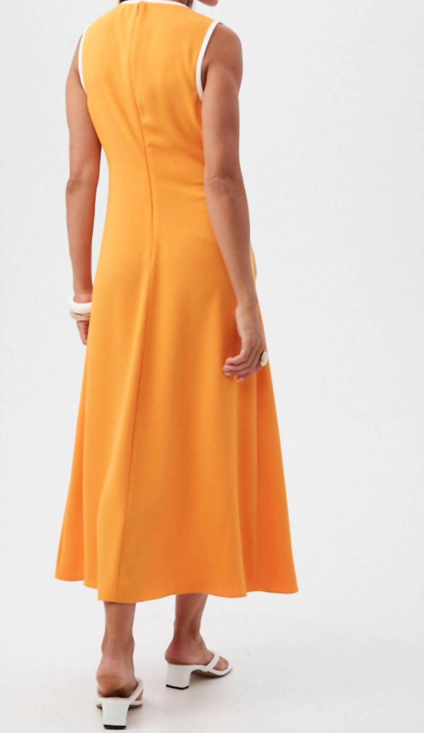 Trina Turk - Magnifique Midi Dress