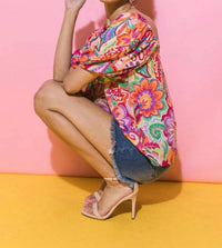 Flying Tomato - Maui or Bust Printed Top